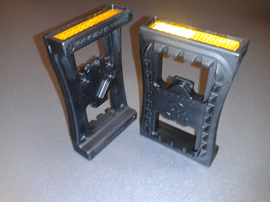 Adaptér SM-PD22 s odrazkami pre pedále PD-M959/M540/M520/M505