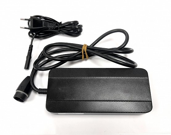 Nabíjačka 36V 4A pre KELLYS integrované batérie