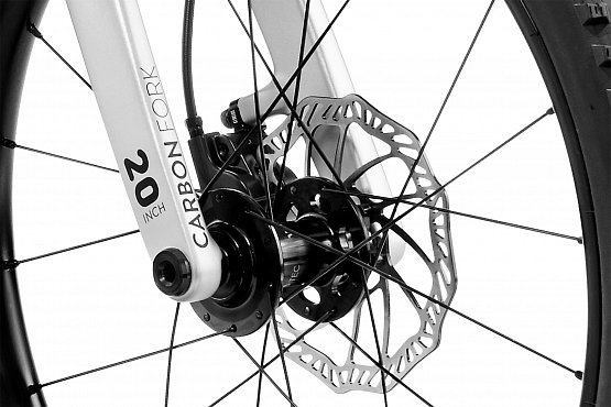 Woom 4 OFF 20", black Woom 4 OFF 20", black