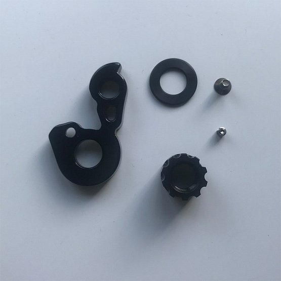 Pätka LL-HeiHei, Process, Cadabra