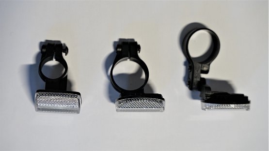 Predná odrazka na riadidlá, 1ks