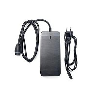 SIMPLO nabíjačka 4Ah vrátane zdroja pre Simplo i630Wh, 42V, zástč. 90°