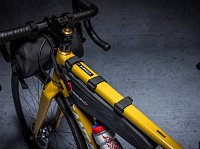 Ochranná fólia DYEDbro Clear Black Gravel, lesklá