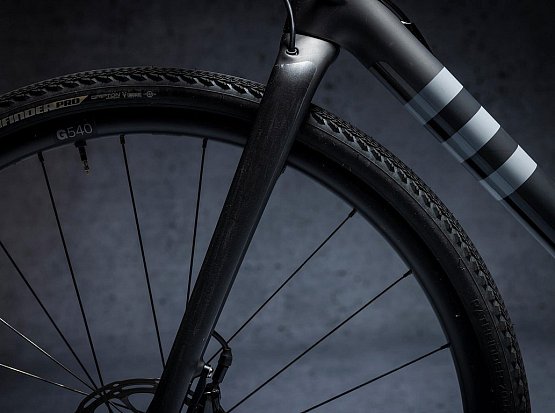 Ochranná fólia DYEDbro Clear Black Gravel, matná Ochranná fólia DYEDbro Clear Black Gravel, matná