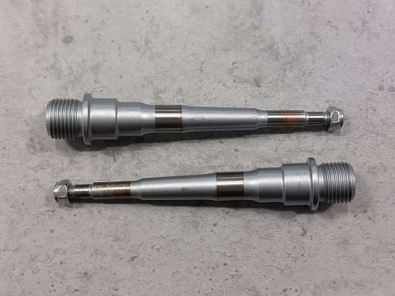 Oska pedála, X2-CRMO-SPD