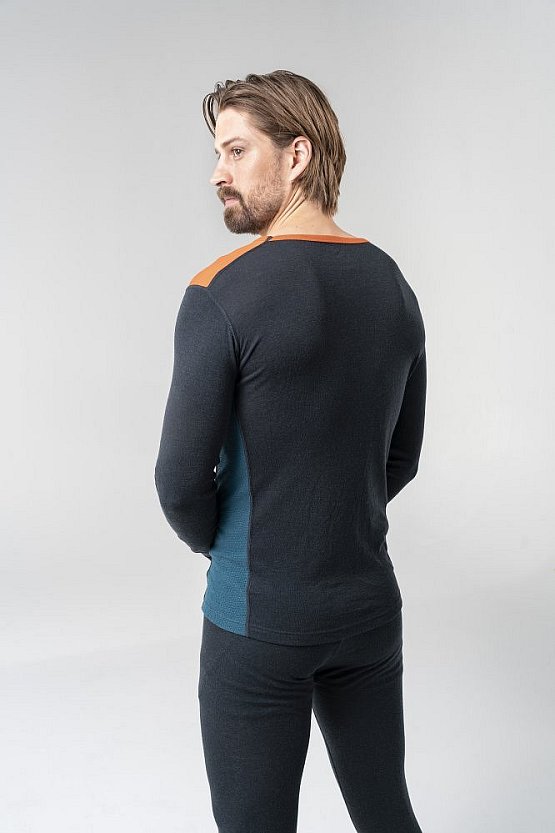 DEVOLD Lauparen Merino 190 Shirt Man, Flame/Ink DEVOLD Lauparen Merino 190 Shirt Man, Flame/Ink