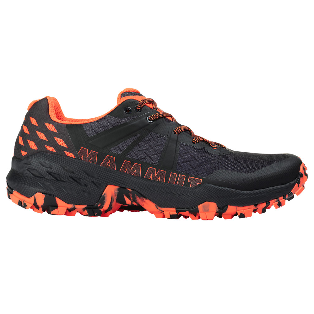 MAMMUT Sertig II Low Men, black-vibrant orange
