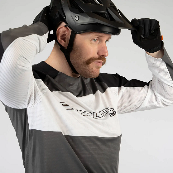 ENDURA MT500 Burner Lite L/S Tee, black, XL