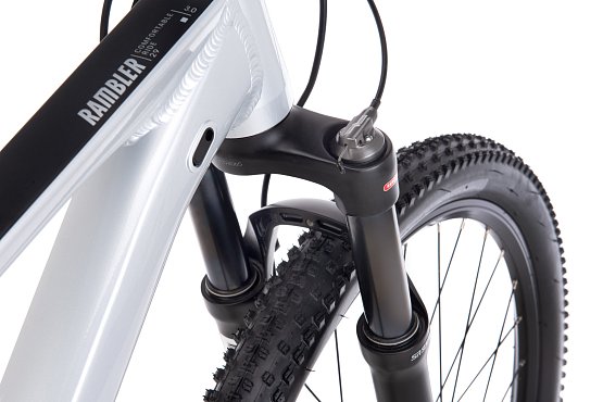 CTM Rambler 3.0 29" 2024, strieborná/matná čierna