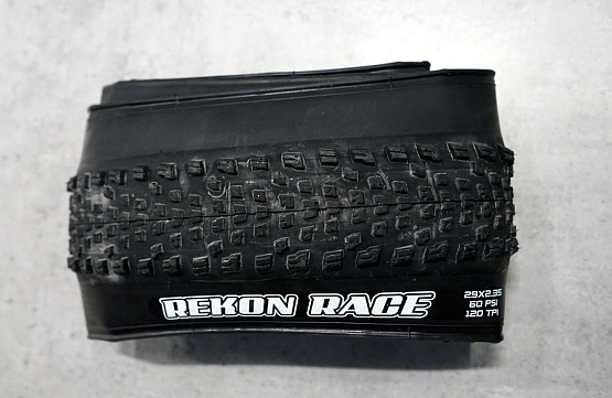 Maxxis Rekon Race 29x2,35" EXO TR 120TPI plášť kevlar Maxxis Rekon Race 29x2,35" EXO TR 120TPI plášť kevlar