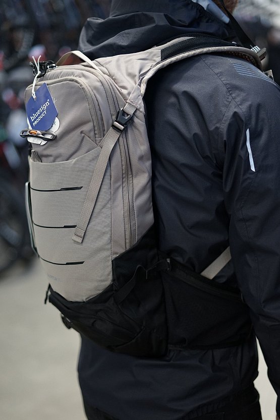 OSPREY Raptor 10, pediment grey