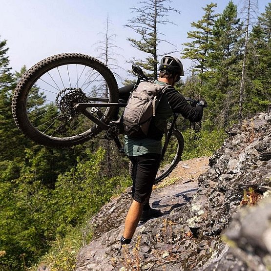 OSPREY Raptor 14, pediment grey