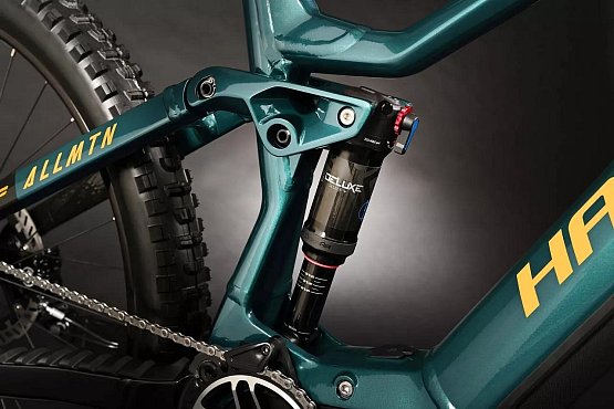HAIBIKE AllMtn 7 2025 29/27,5" (720Wh), high ocean/black/orange, vidlica Yari/Psylo HAIBIKE AllMtn 7 2025 29/27,5" (720Wh), high ocean/black/orange, vidlica Yari/Psylo