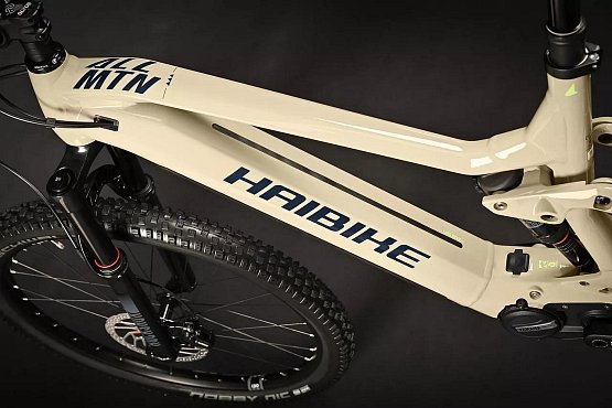 HAIBIKE AllMtn 3 2025 29/27,5" (720Wh), high coffee/green/blue HAIBIKE AllMtn 3 2025 29/27,5" (720Wh), high coffee/green/blue