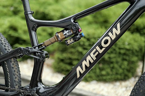 AMFLOW Pl Carbon Pro 2025 (800Wh), cosmic black, L, TEST Bike 1451 km AMFLOW Pl Carbon Pro 2025 (800Wh), cosmic black, L, TEST Bike 1451 km