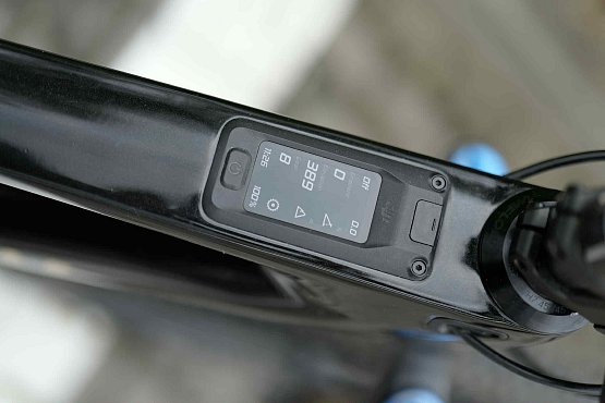 AMFLOW Pl Carbon Pro 2025 (800Wh), cosmic black, L, TEST Bike 1451 km AMFLOW Pl Carbon Pro 2025 (800Wh), cosmic black, L, TEST Bike 1451 km