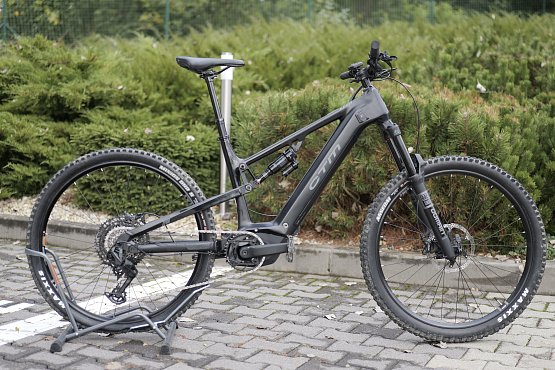 CTM Zynk Pro 2025, (820 Wh), čierna/matná čierna, L (18"), TESTOVACÍ bike, 100 km
