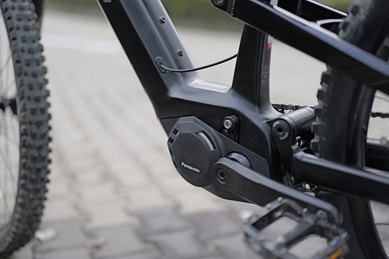 CTM Zynk Pro 2025, (820 Wh), čierna/matná čierna, L (18"), TESTOVACÍ bike, 100 km