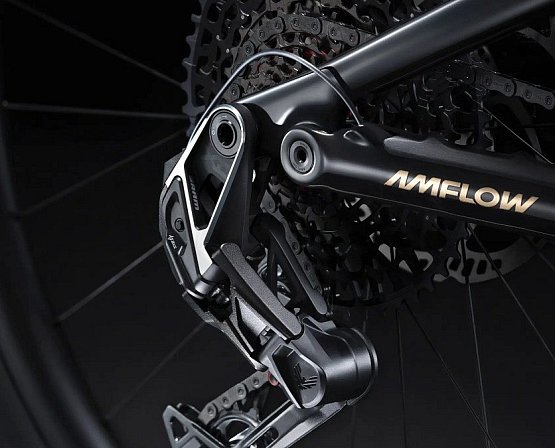 AMFLOW Pl Carbon Pro 2025 (800Wh), cosmic black