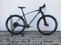 Mondraker Chrono Carbon R 29 2020, carbon/white/flame red - testovací bicykel