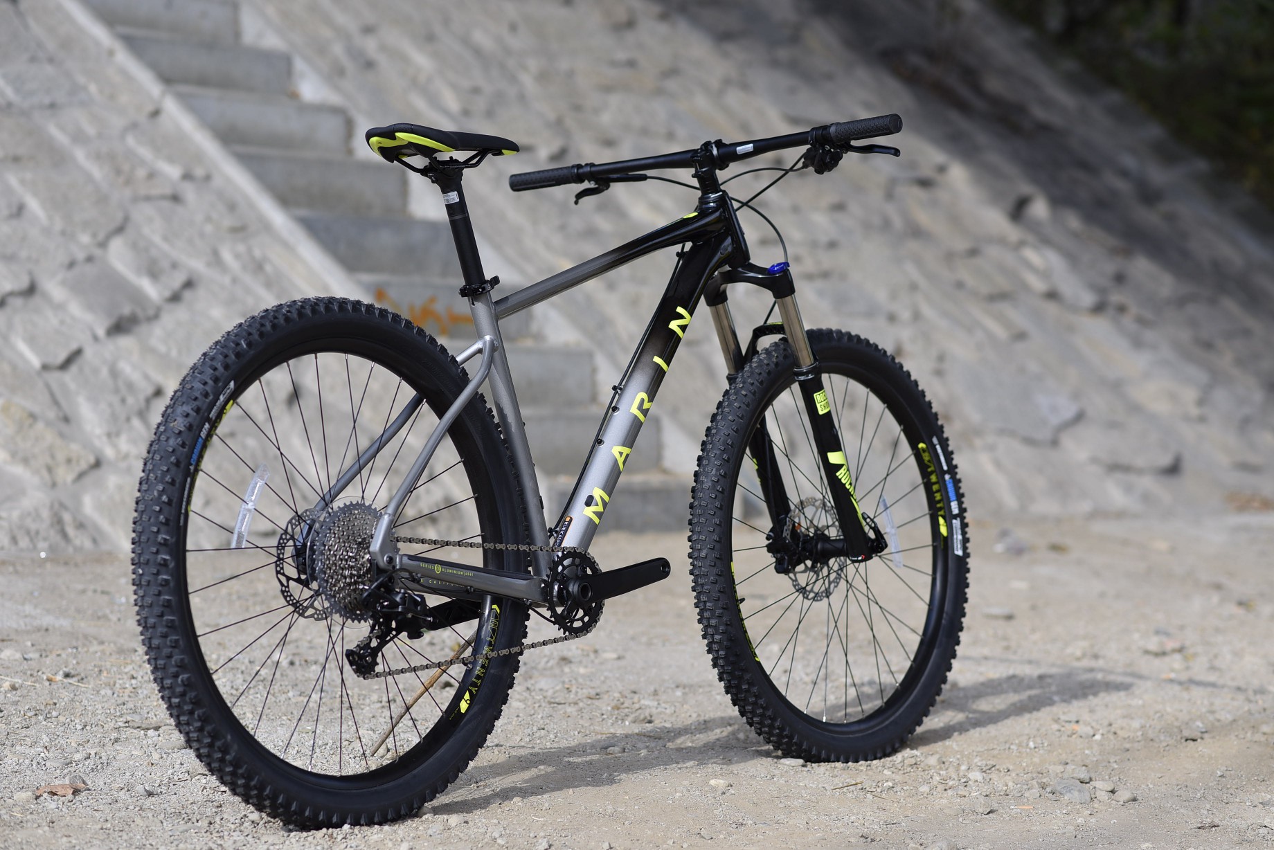 MARIN Nail Trail 6 29" 2019, gloss black/charcoal fade, XL | kubicasport.eu